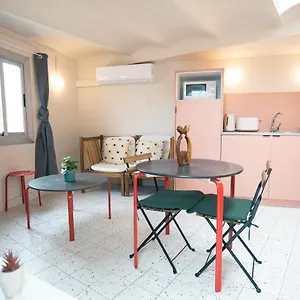 https://budget-ramblas-apartments.topbarcelonahotels.com